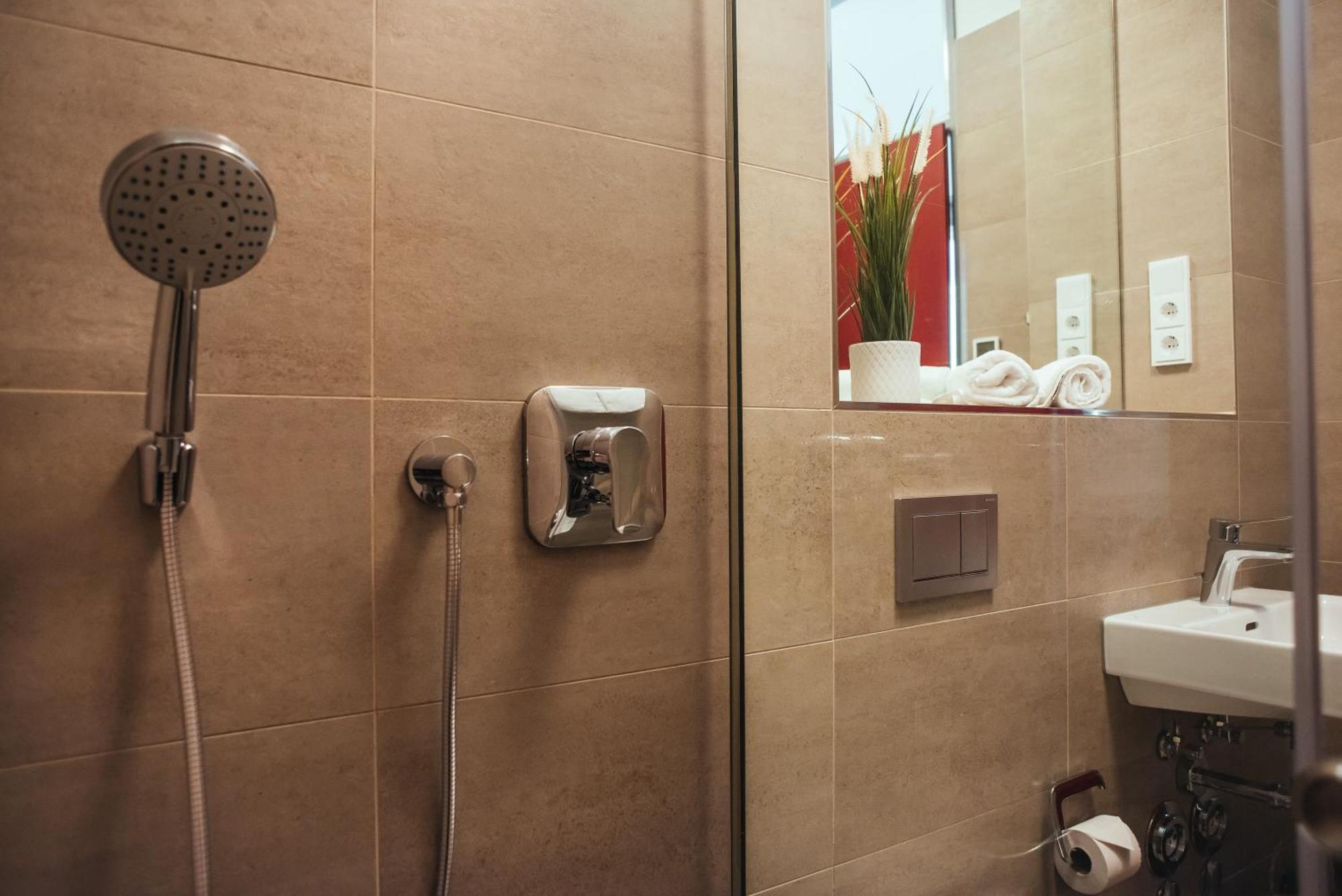 The Rix Studios & Suites Берлин Экстерьер фото
